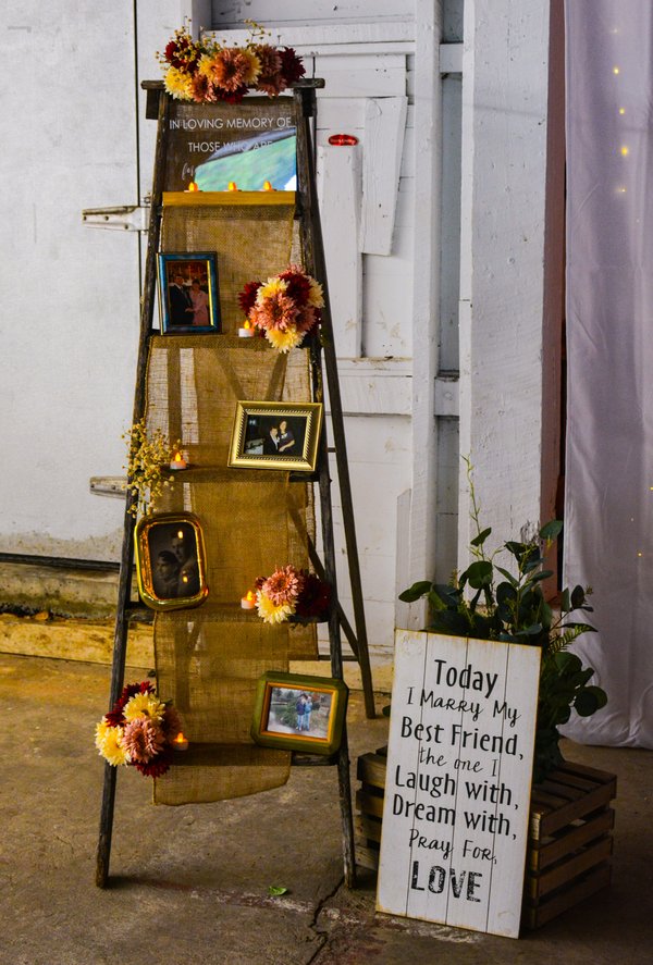 Photo gallery of loved ones